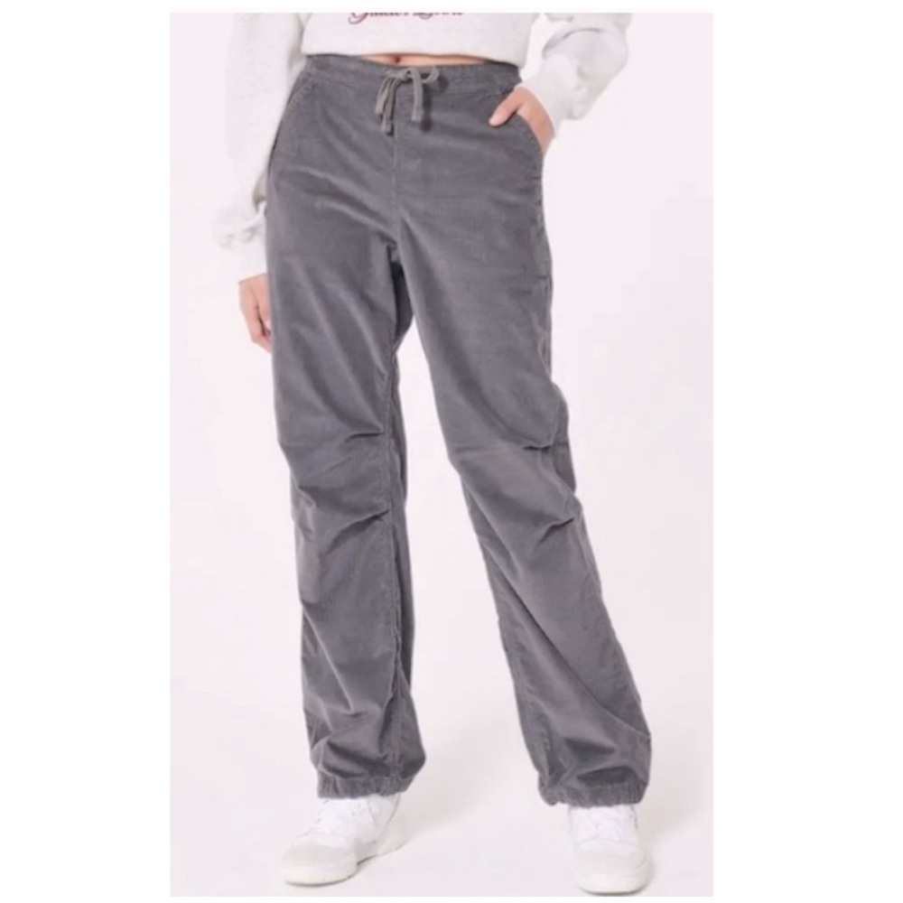 Hollister Adjustable Rise Women’s Gray Corduroy Parachute Jogger Pants Size XS